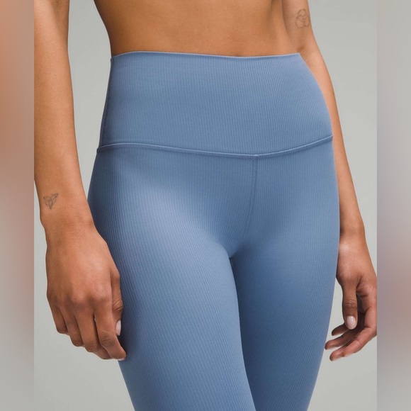 Lululemon Align High-Rise Ribbed Crop 23" - Picture 3 of 6